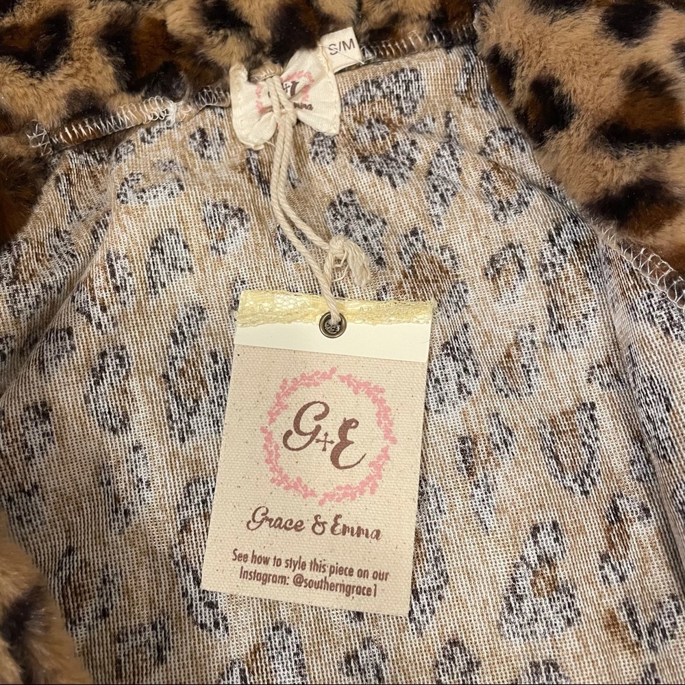 Anthropologie NWT soft leopard print vest open jacket w/big hood size small - Picture 10 of 11